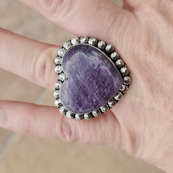 New Lepidolite Heart Shaped 925 Silver Statement Ring. - Picture 2 of 12